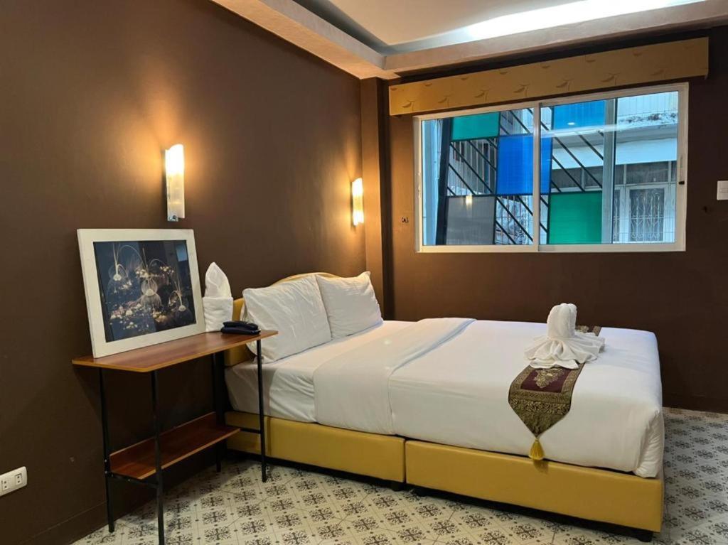 Cozy Rooms Asoke Bangkok Exteriör bild
